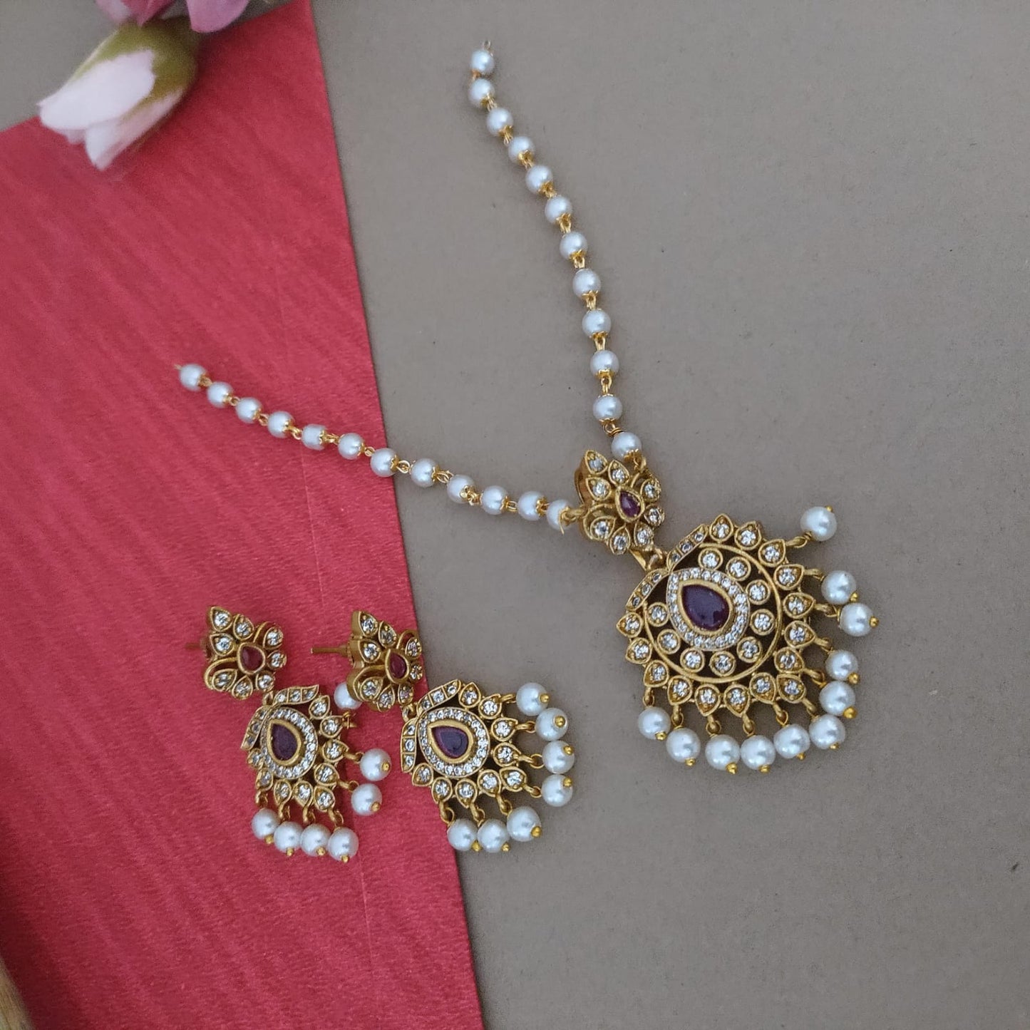 Pearl chain chocker set
