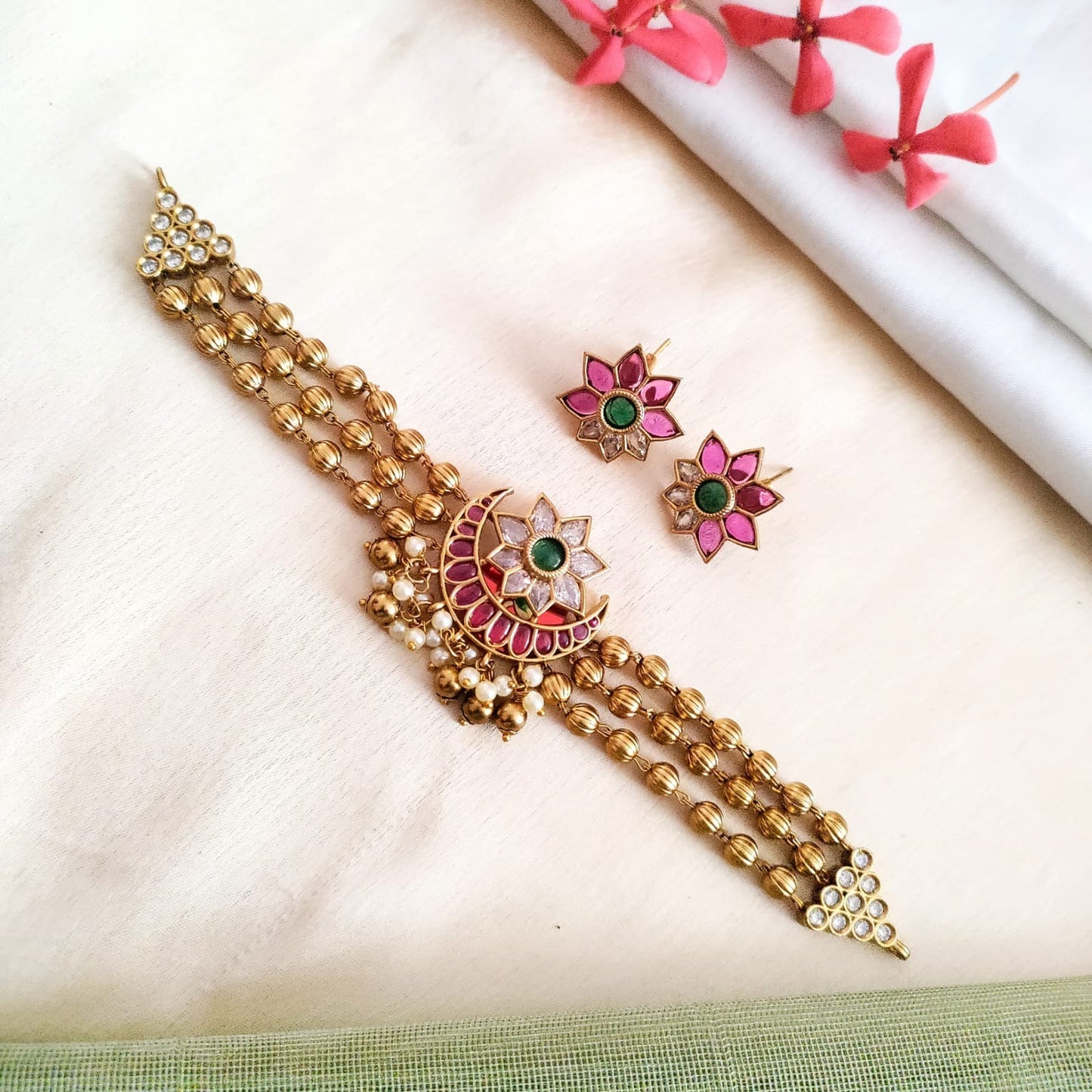 3layer pearl chocker set