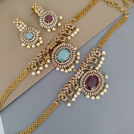 Ad stone with round pendant chocker set