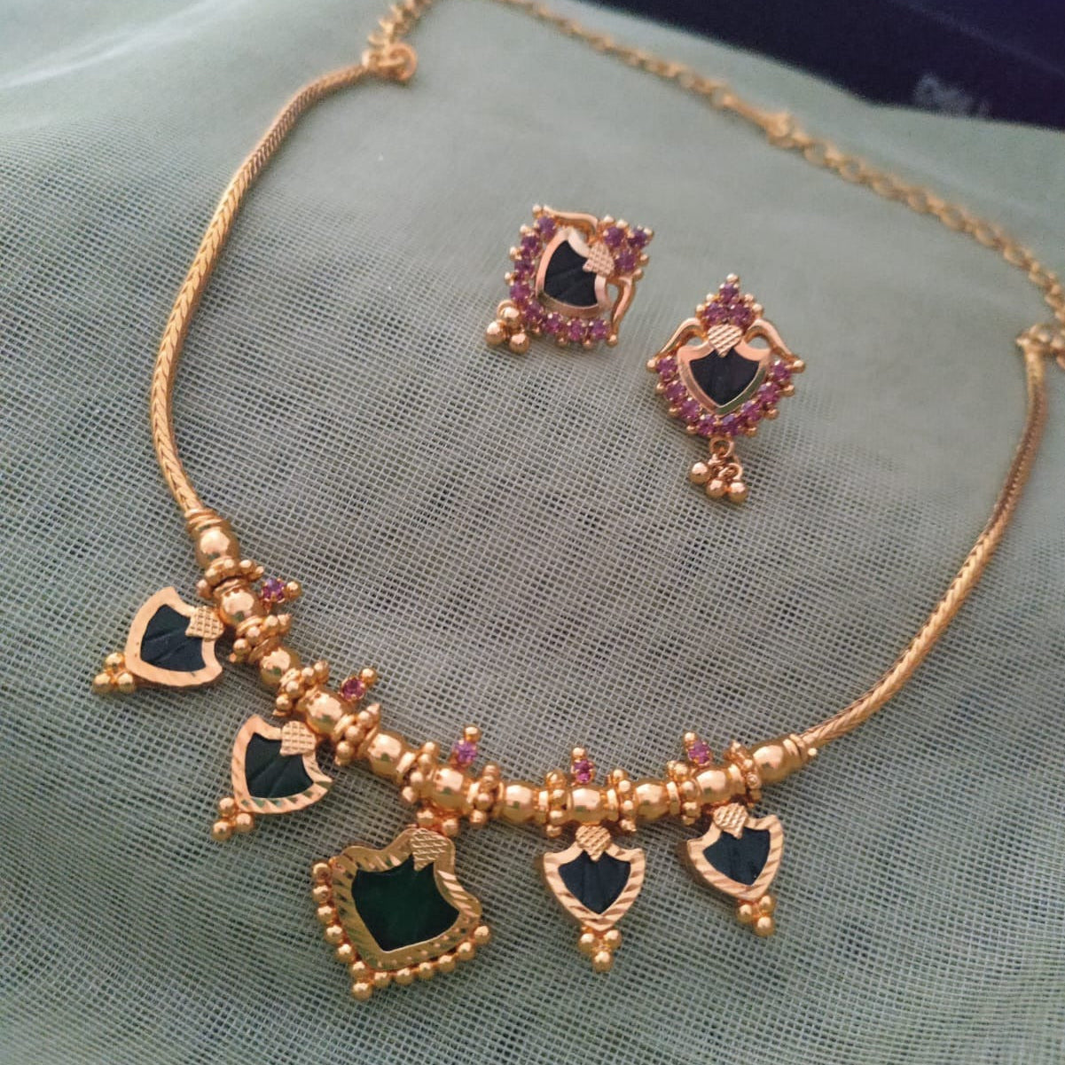 Traditional kerala palakka chain set with matching earring