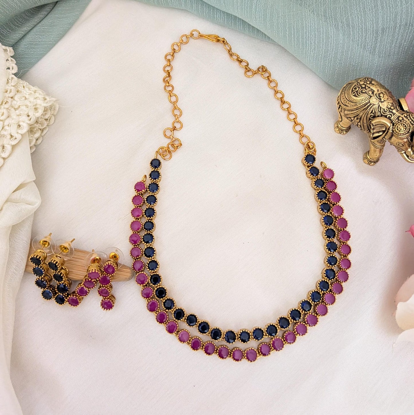 Simple single stone necklace set