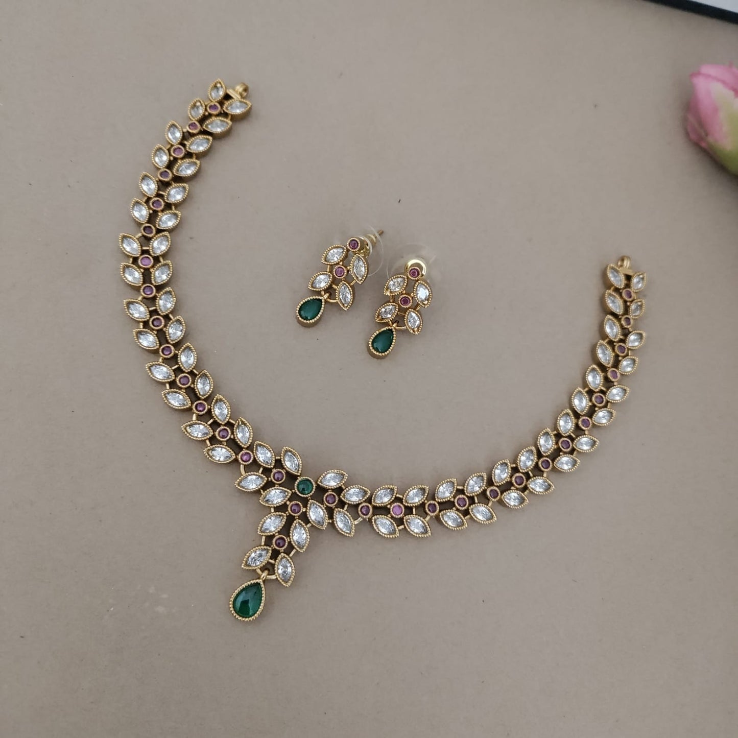Polki stone leaf necklace set