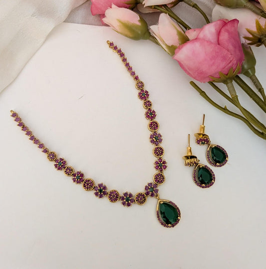 Flower drop ad stone necklace set
