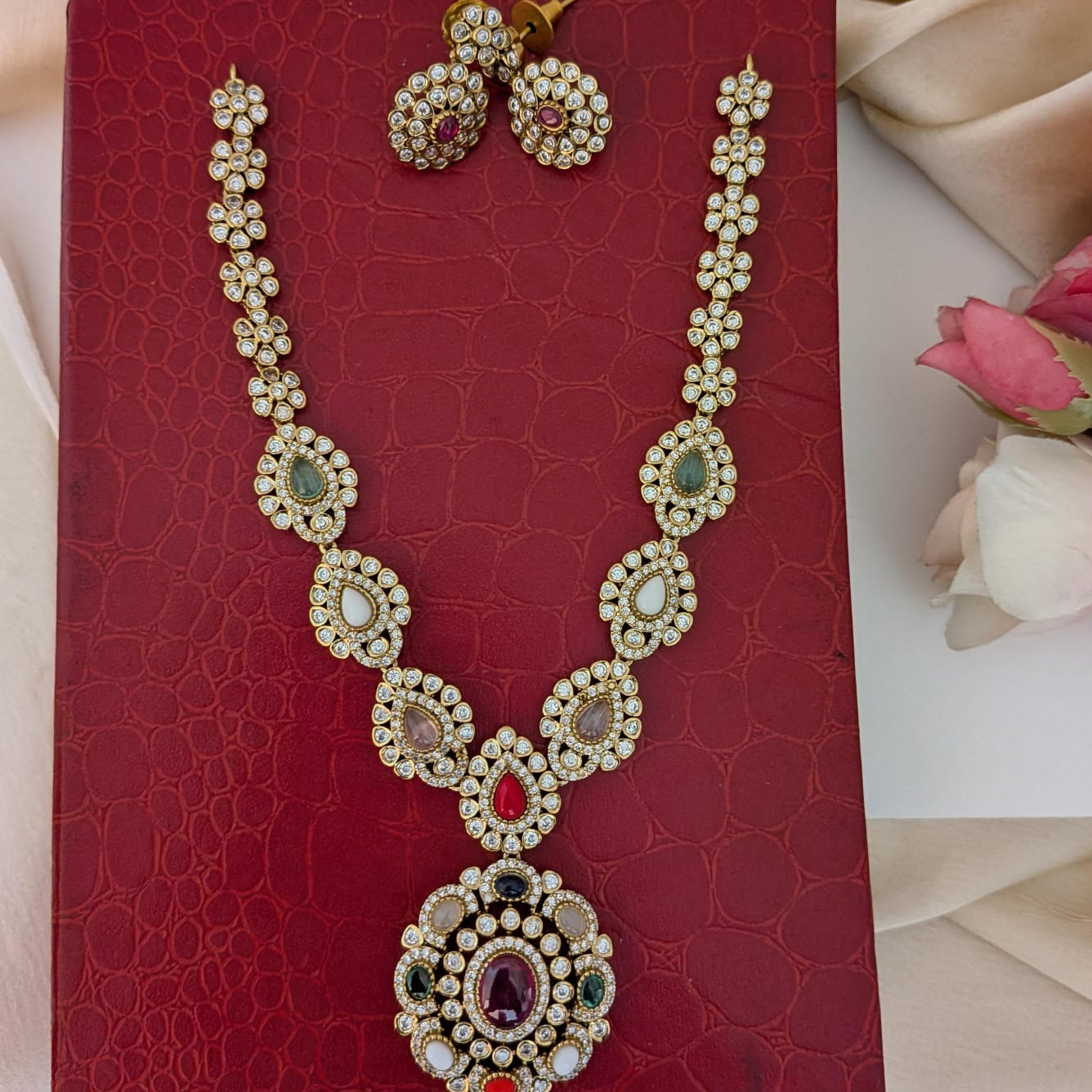 Multi stone ad necklace set