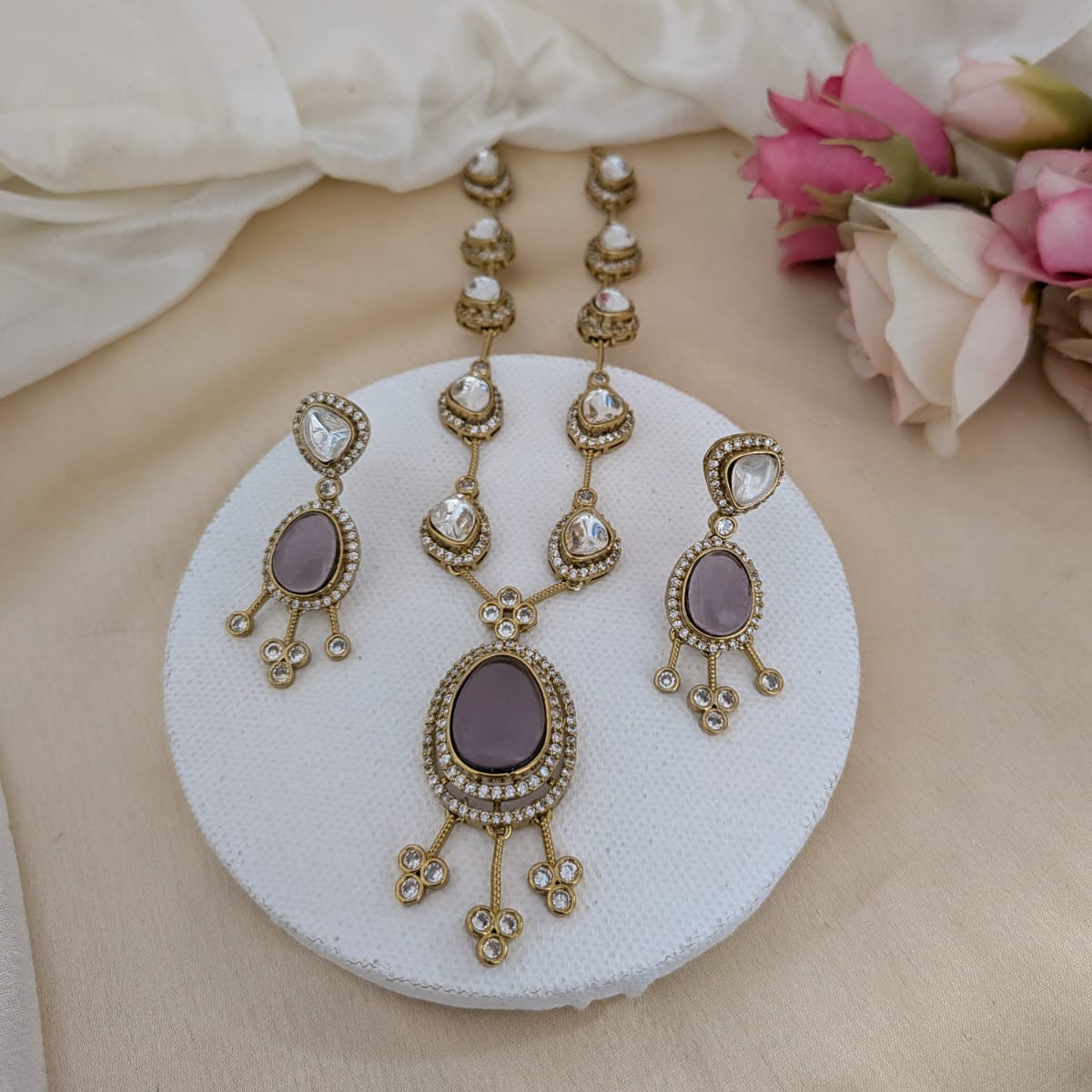 Drop ad stone kundan necklace set