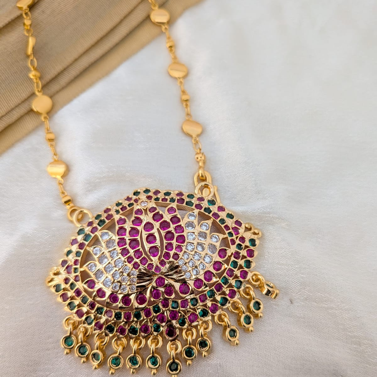 Pendant chain kerala palakka