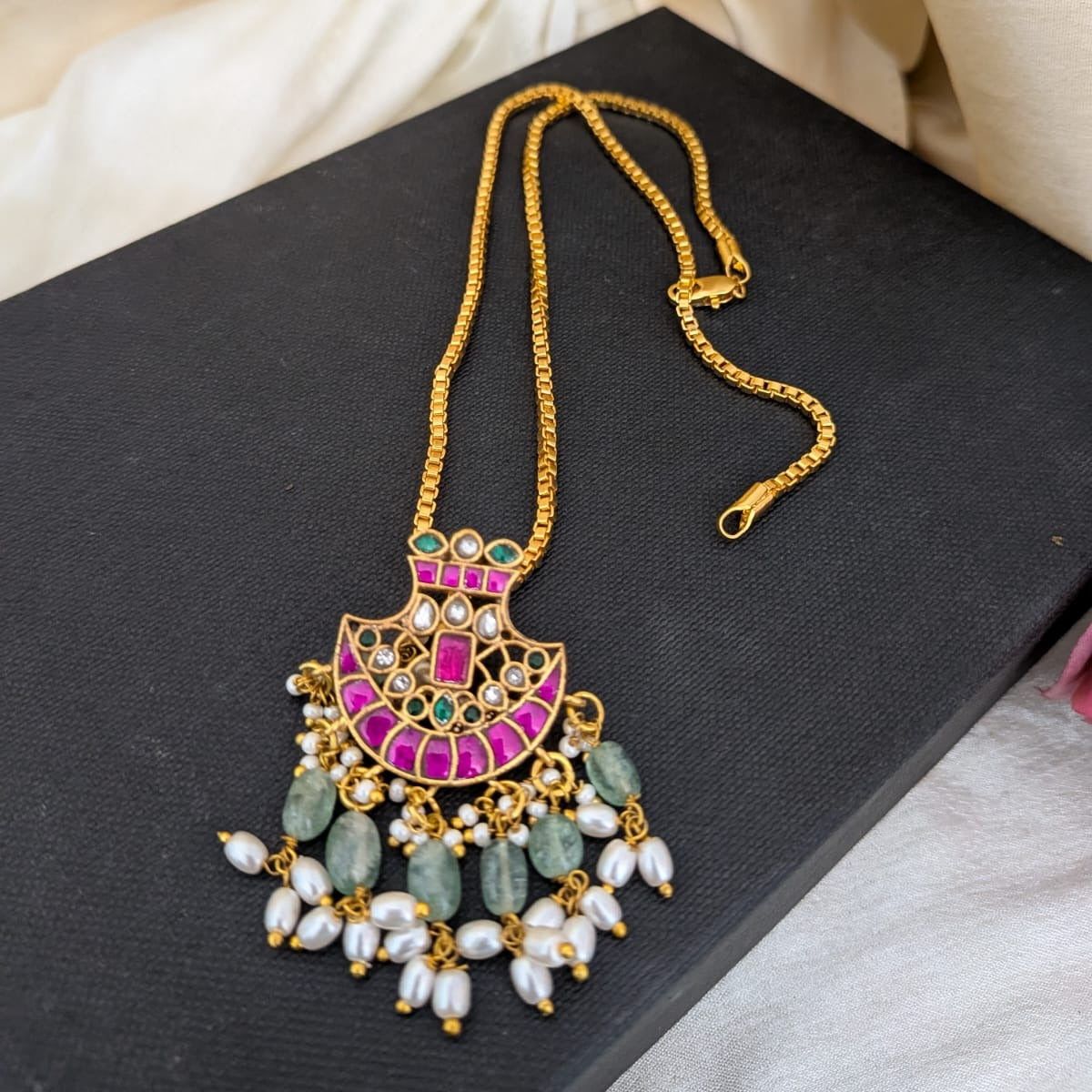 Jadau kundan floral with pearl pendant chain