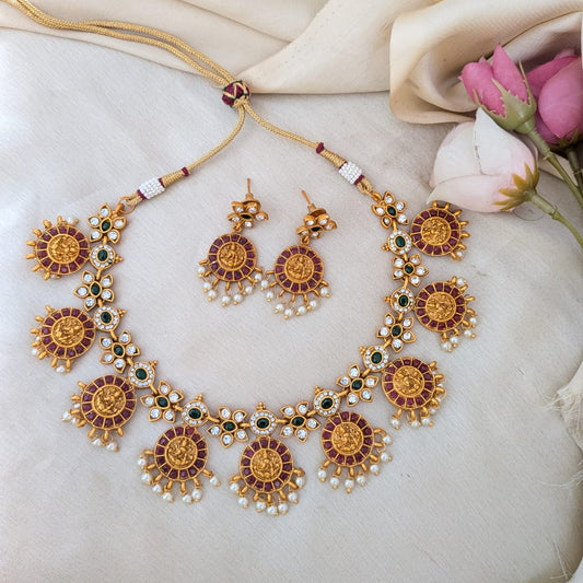 Kemp stone lakshmi with pearl necklace