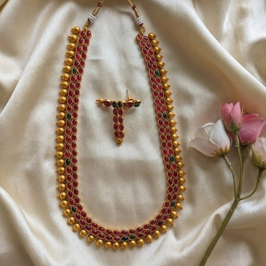 Long kemp necklace