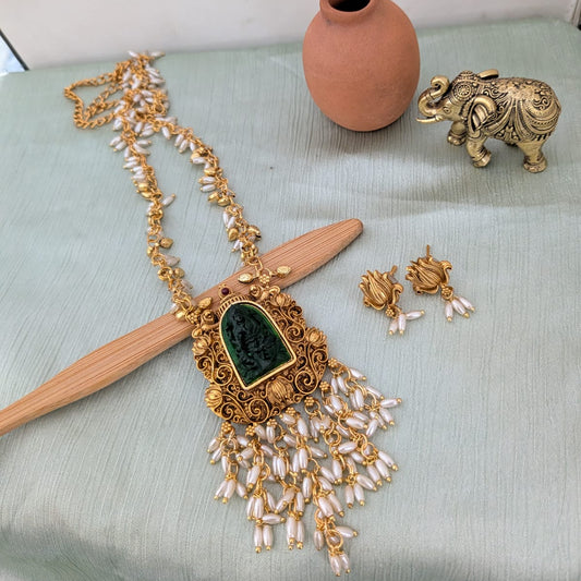 Long Rice Pearl green lakshmi Pendant necklace