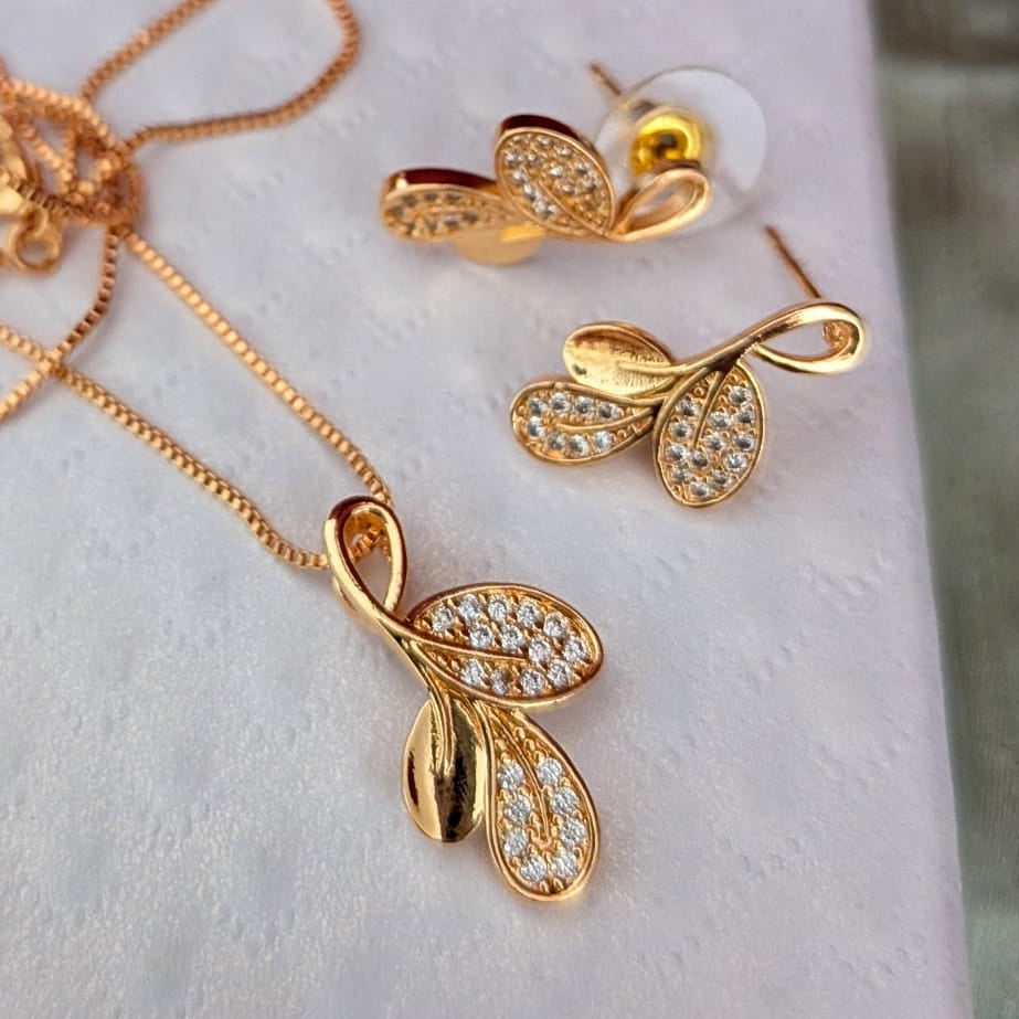 Floral slim CZ stone chain set