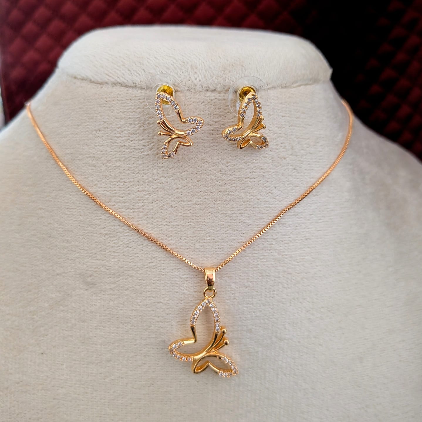 Butterfly design slim CZ stone chain set