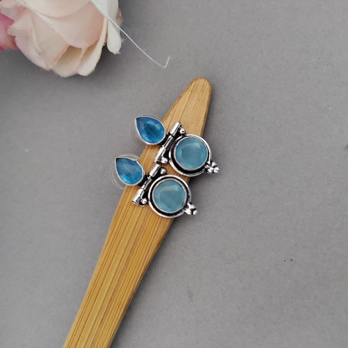 2 Stone earring