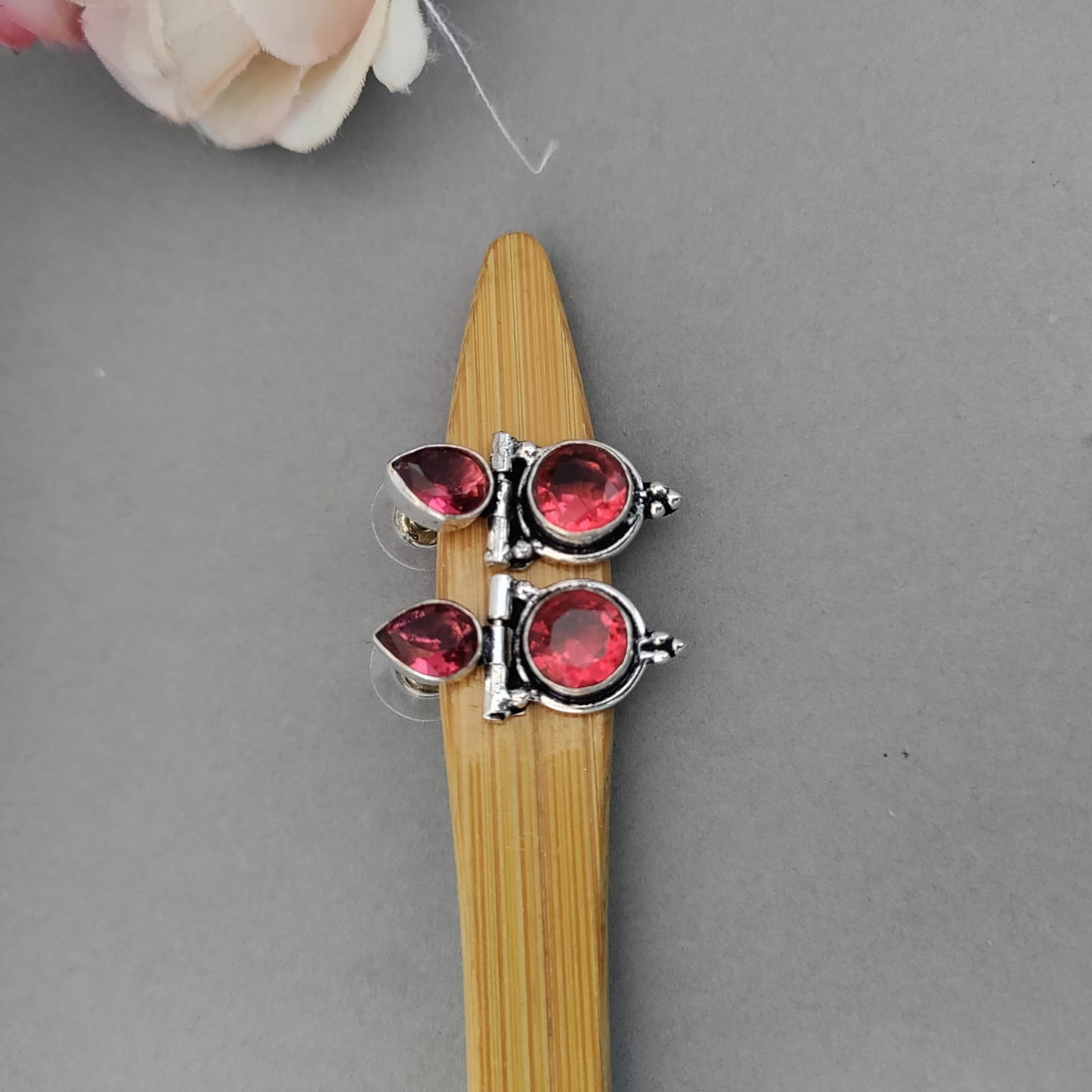 2 Stone earring