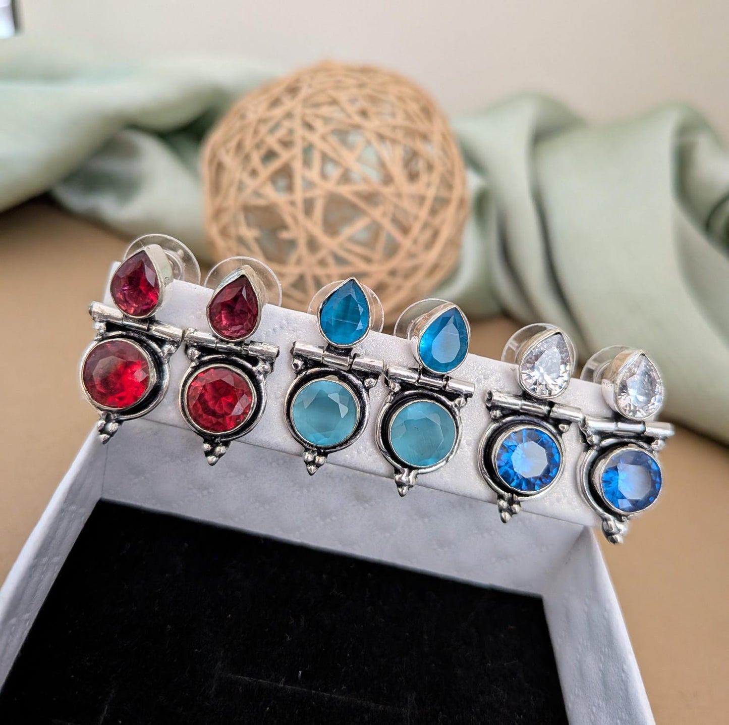 2 Stone earring