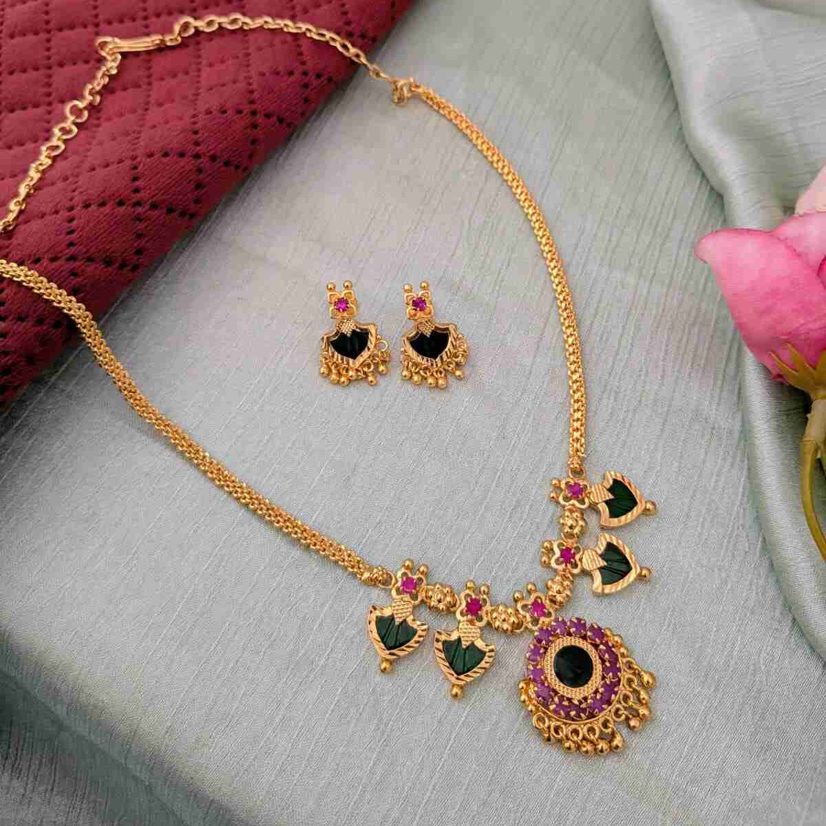 green  palka necklace