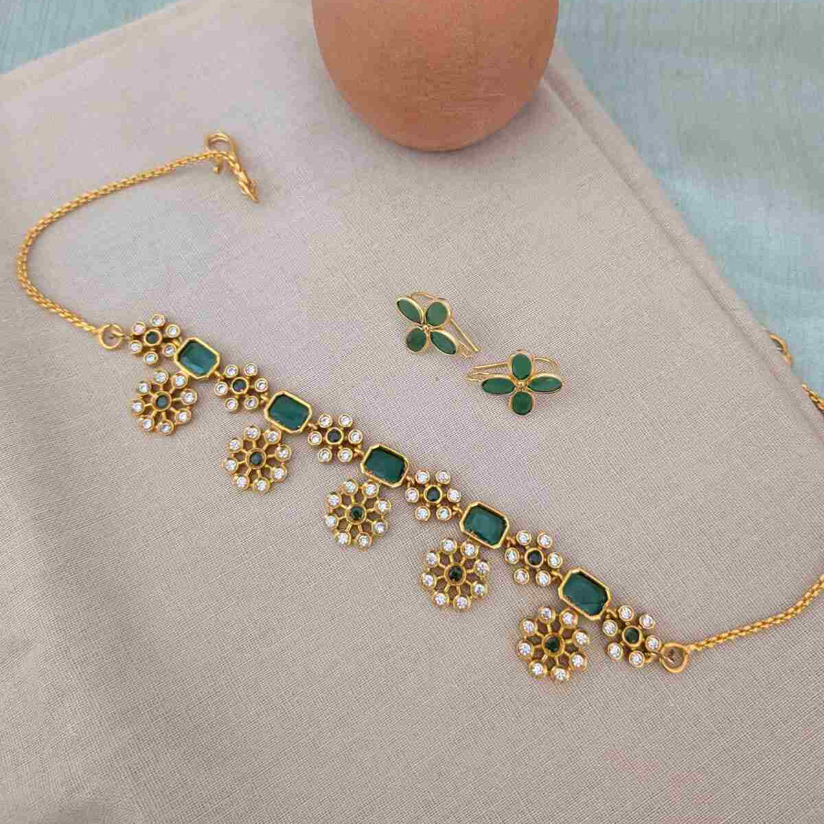AD stone floral choker necklace