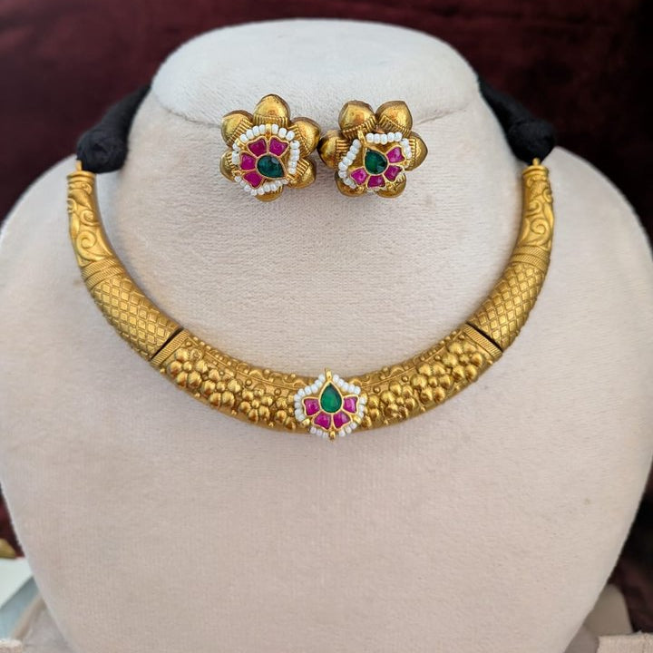 Jadau kundan hasli