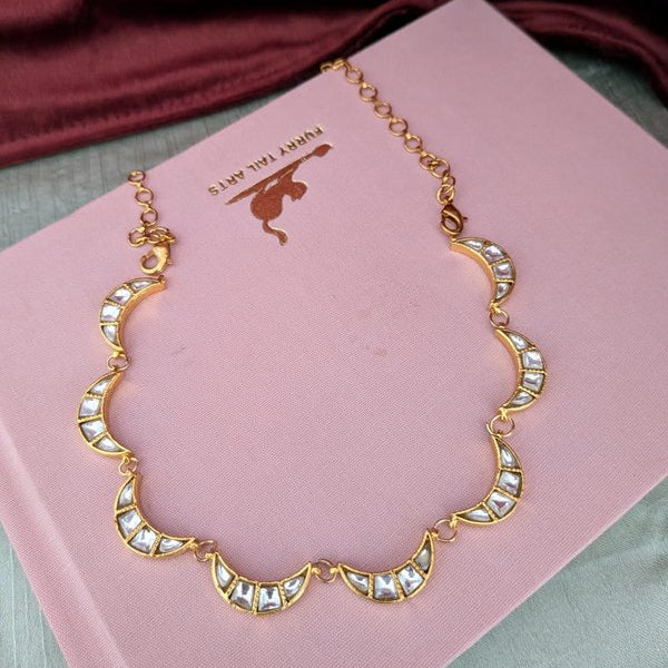 Jadau kundan white Stone Necklace Set