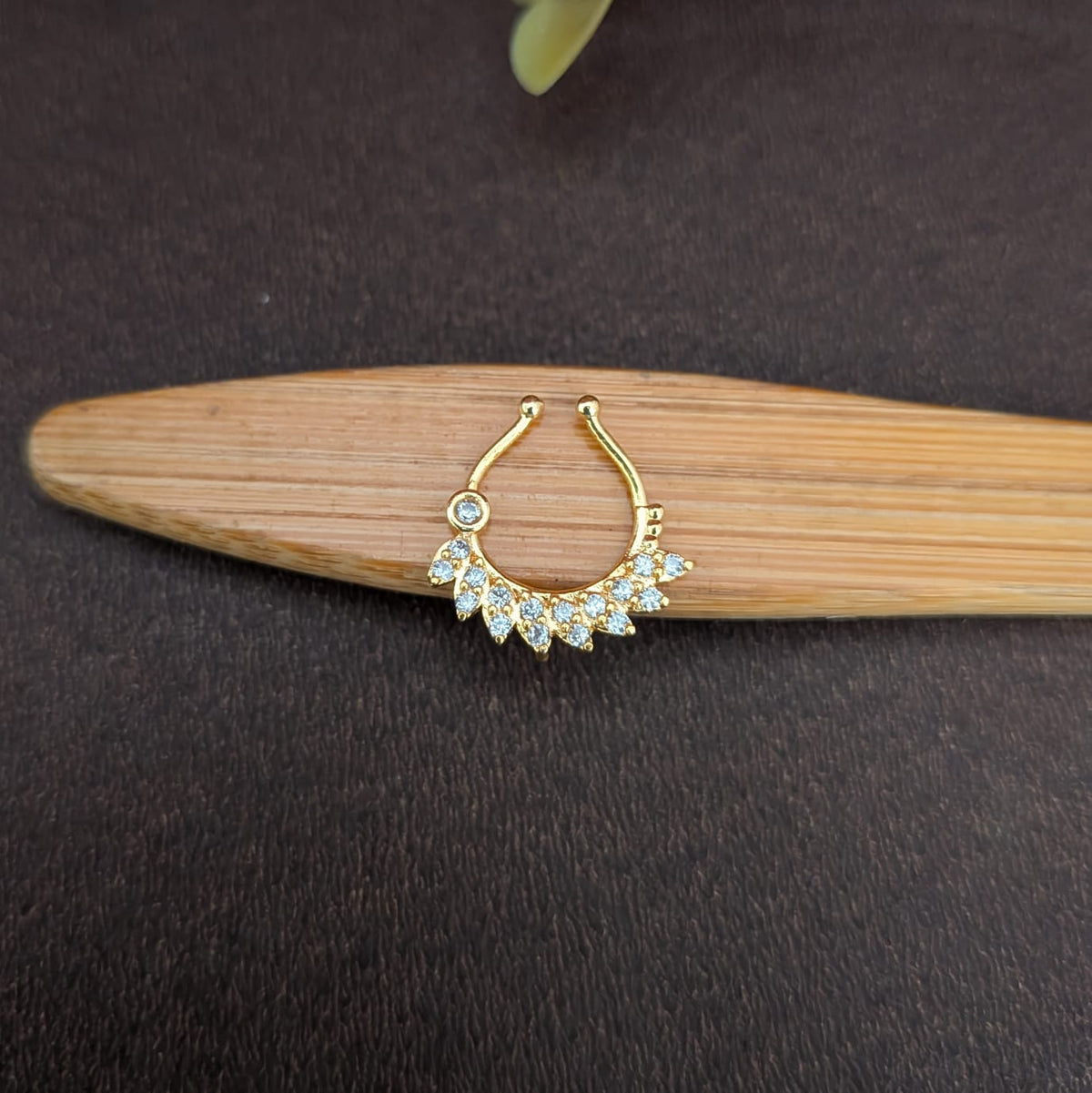 septum Ring white AD Stone Nosepin
