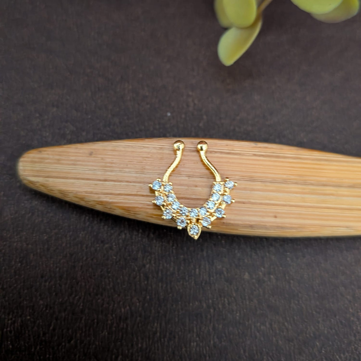 Septum Ring white AD Stone Nosepin