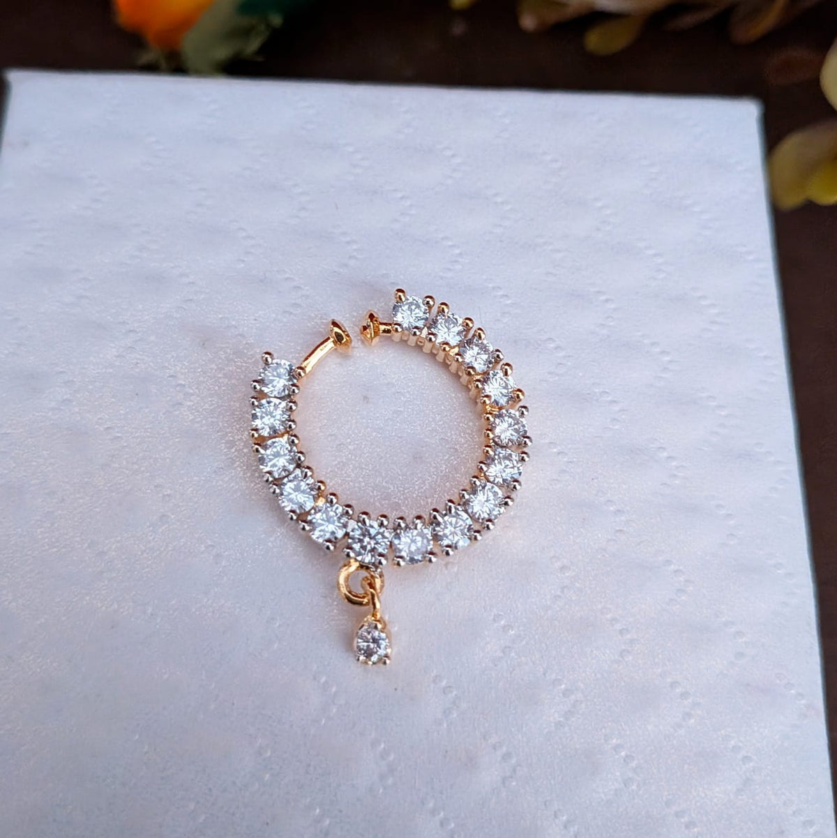 White AD Stone Drop Nosepin