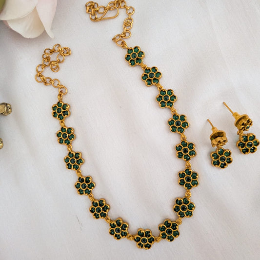 Flower stone necklace set