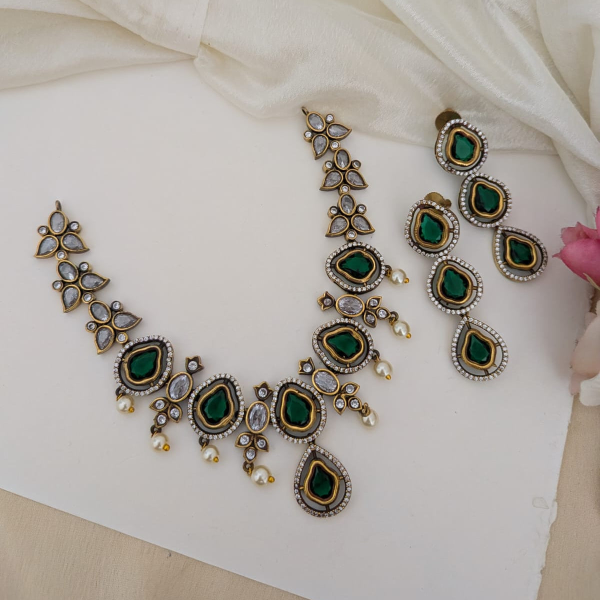 Kundan stone necklace set