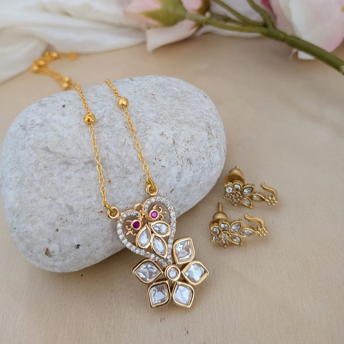 Heart kundan stone chain set