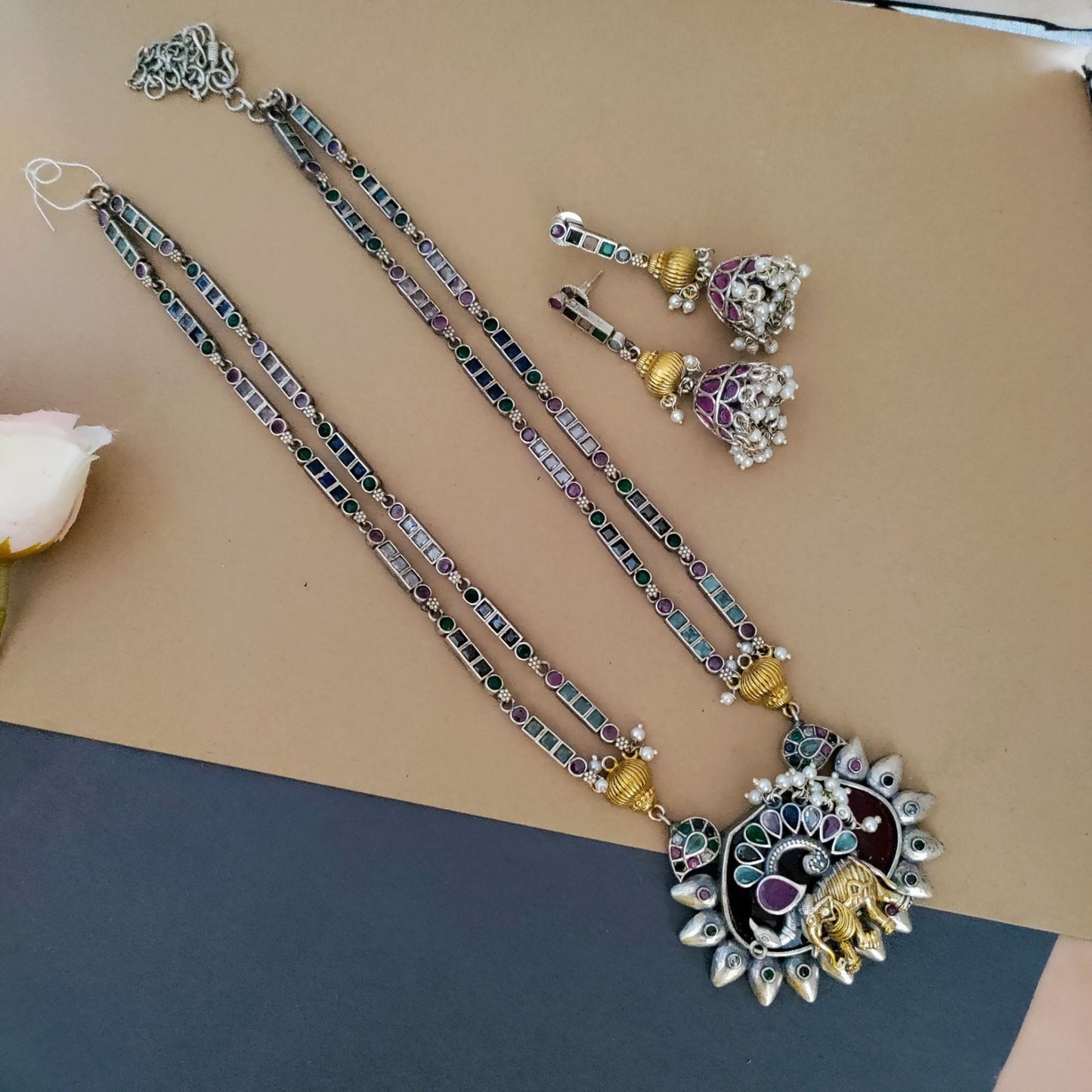 Elephant two layer long chain set