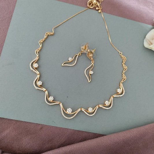 Wavy pattern gold plated jewelry set