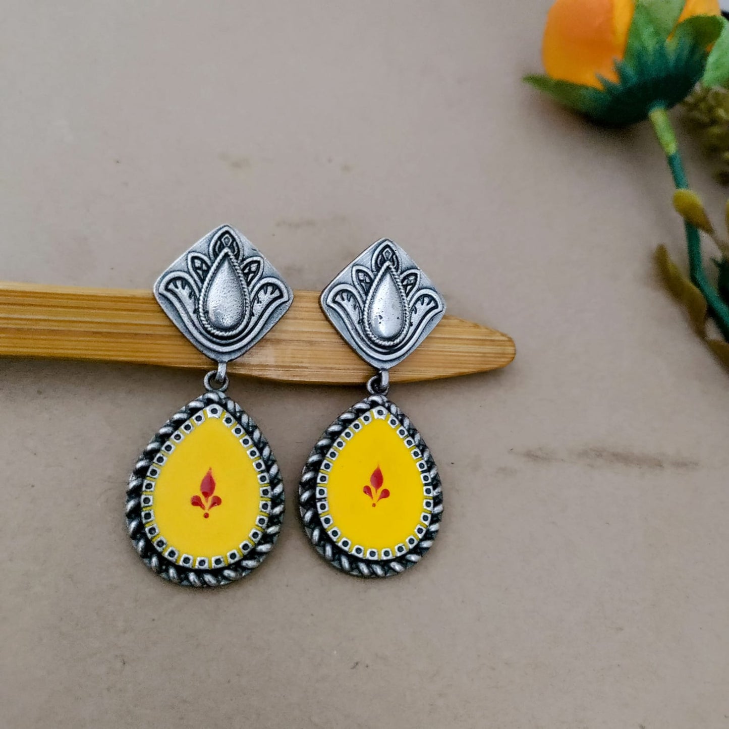 Flower painted peacock jumka