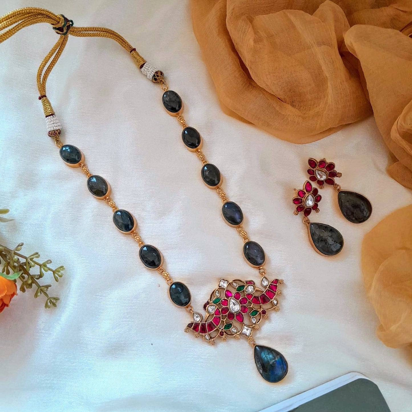 Bold and beautiful Jadau kundan exclusive stone necklace set