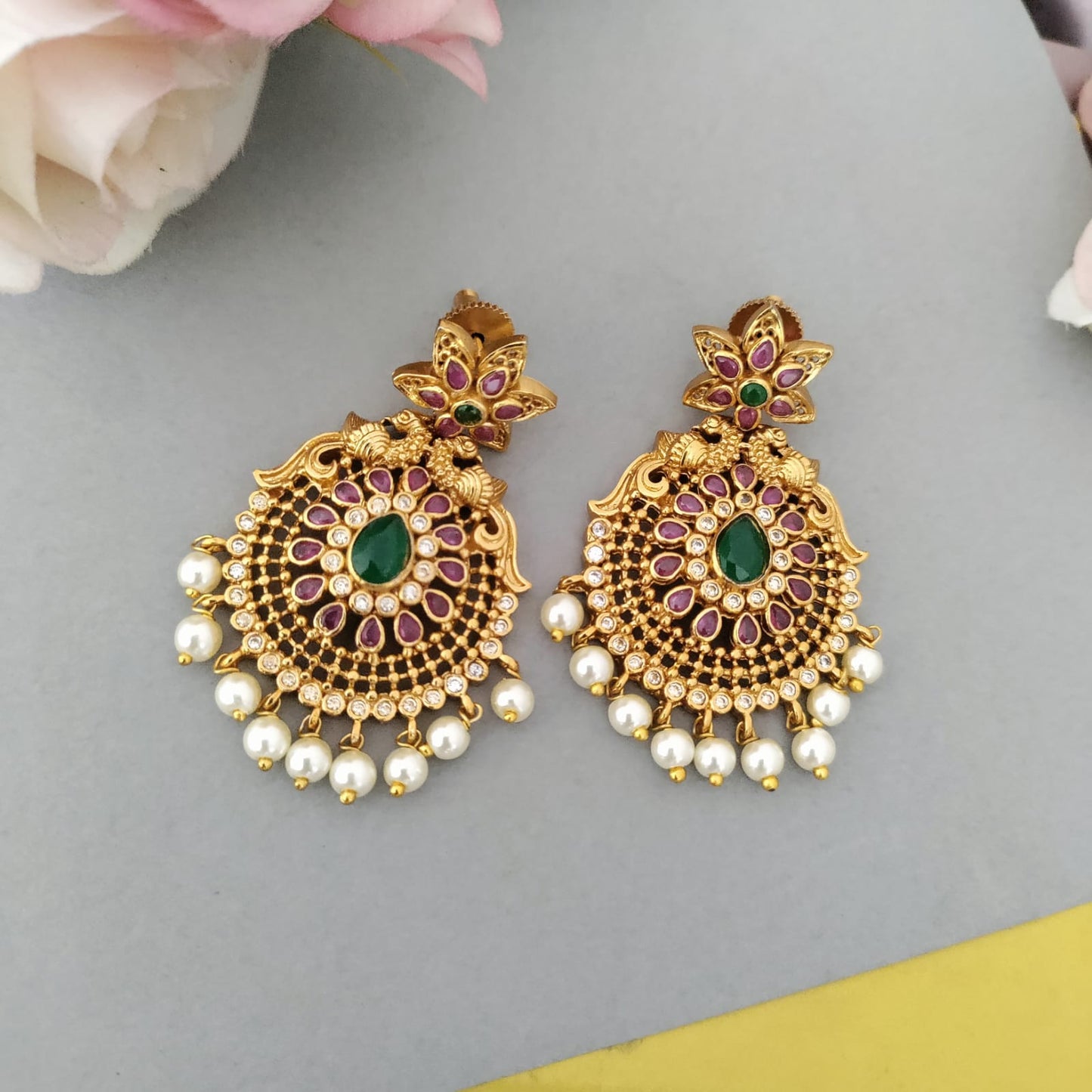 Flower ruby stone pearl earring