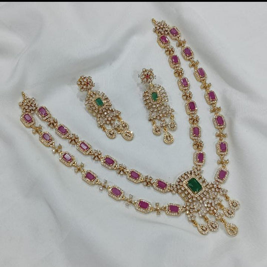 Runy stone ad necklace set