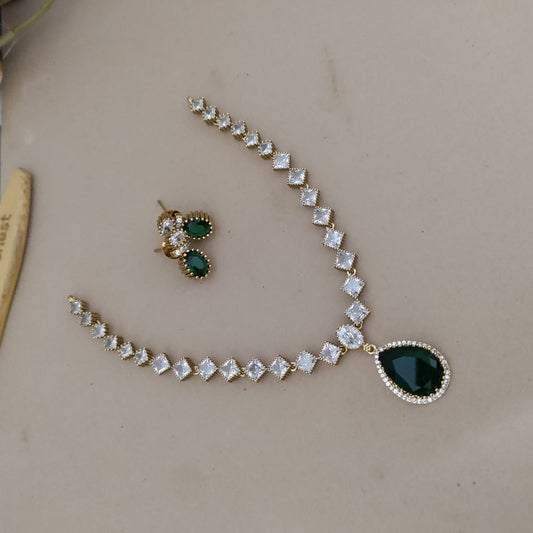 Green drop stone ad necklace set