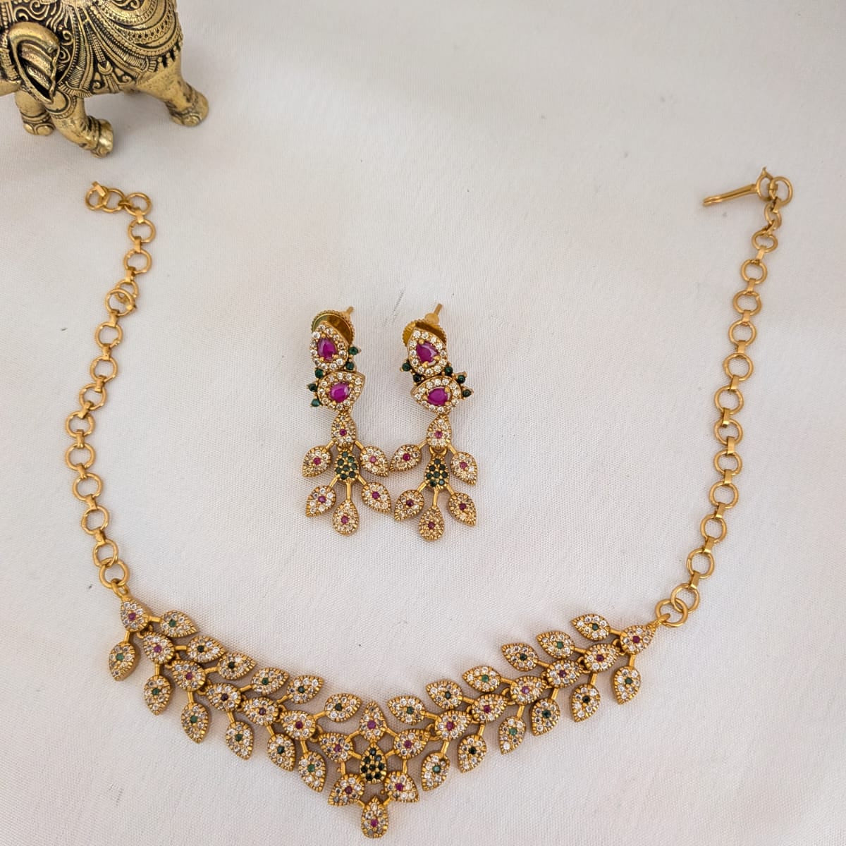 Ad stone leaf necklace set