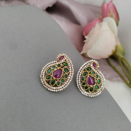 Green stone mango stud