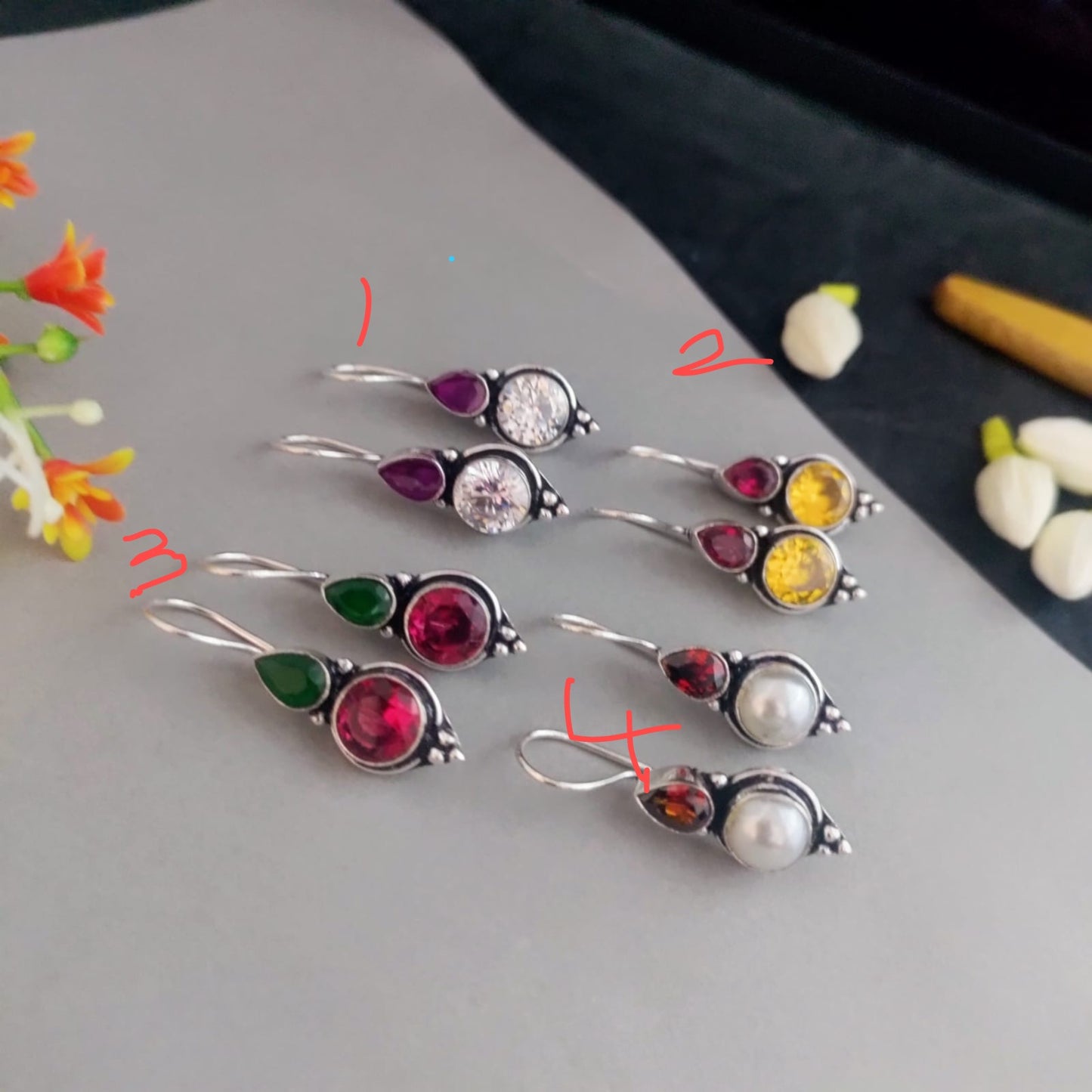 Hook drop stone earring