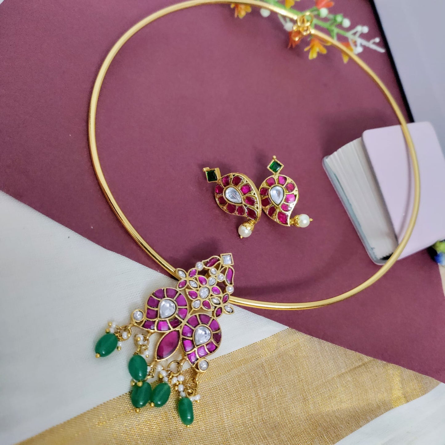 Jadau Kundan Twin mango pendant hasli set with earring