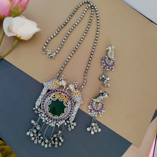 Green stone parrot long chain set