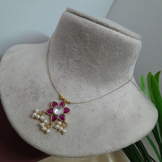 Gorgeous Invisible flower necklace set