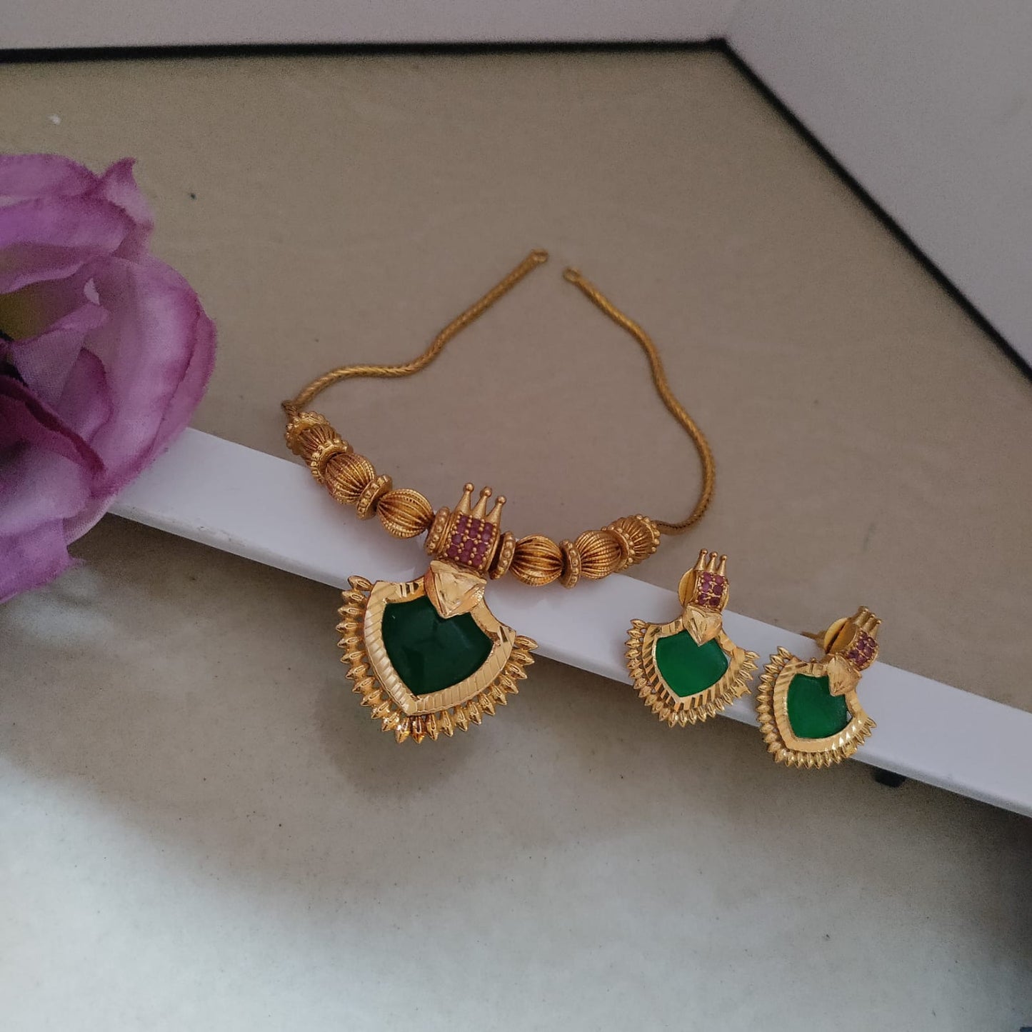 Traditional kerala palakka chain set with matching earring