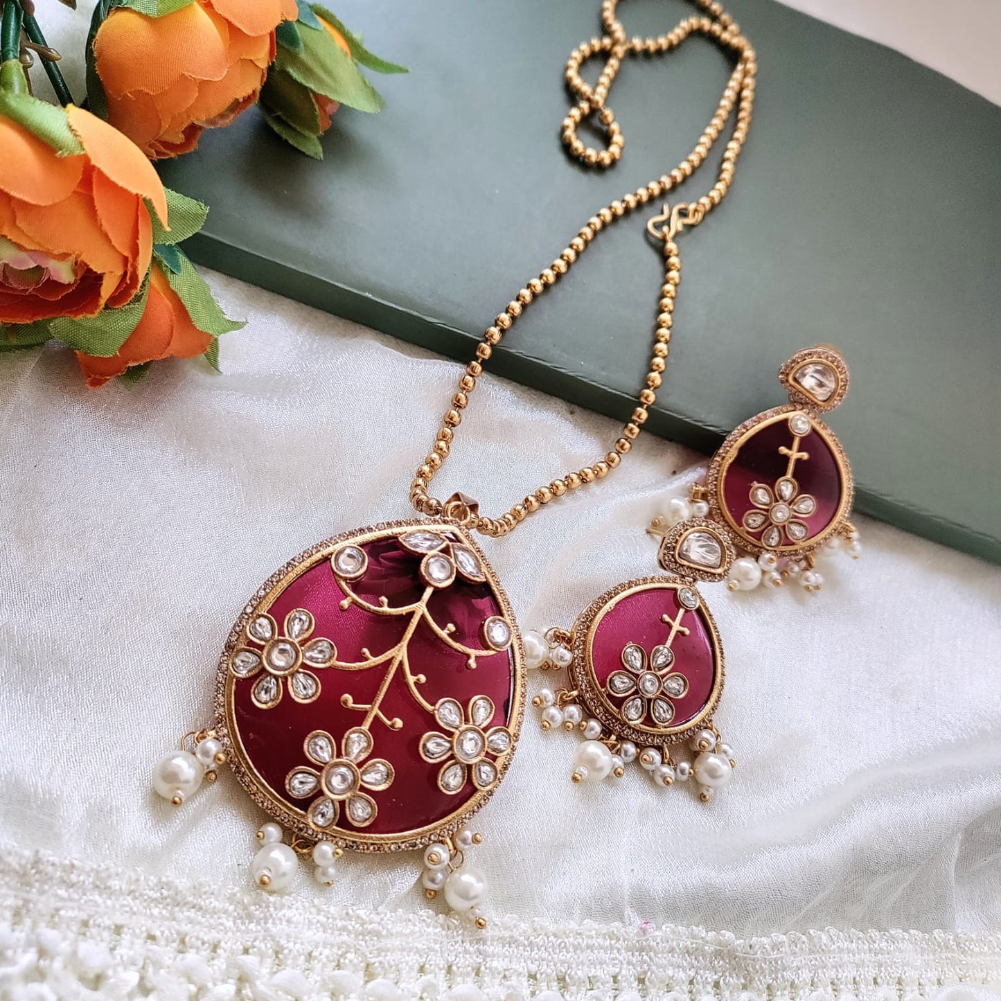 Drop shaped Exclusive Kundan work pendant chain