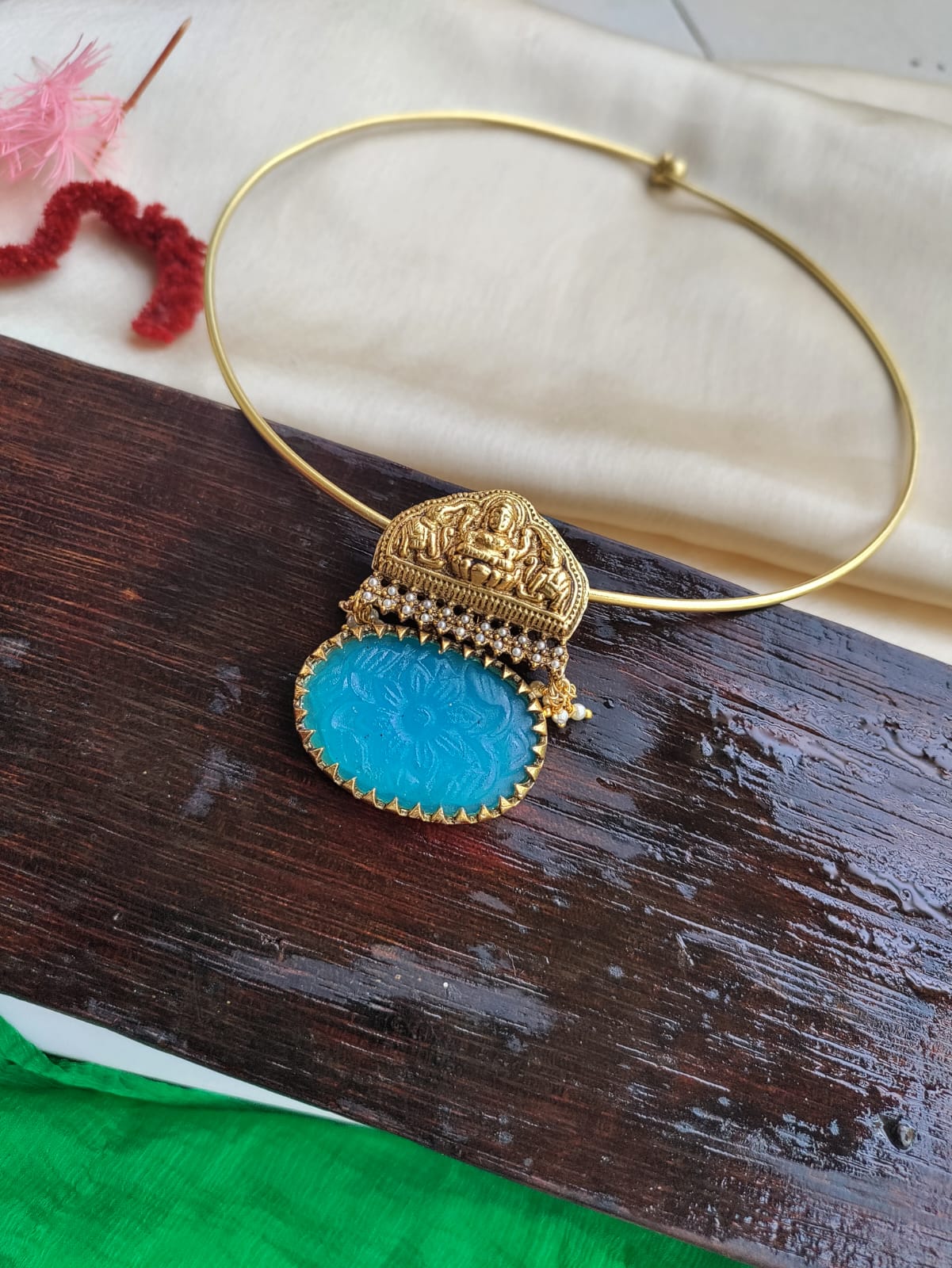 Antique finish blue lakshmi pendant with hasli
