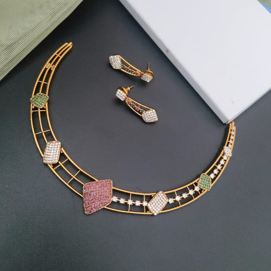 Geometric design hasuli set for contemporary look