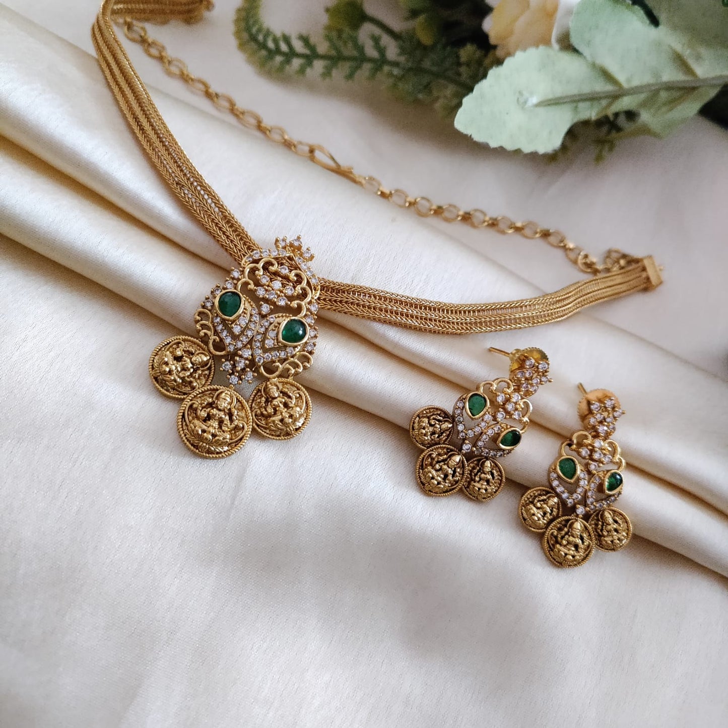 Simple lakshmi coin pendant adigai choker set