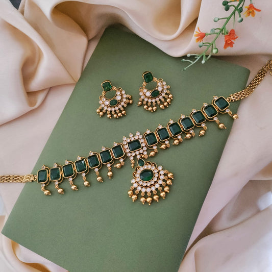 Stunning rectangle shaped doublet stone necklace set
