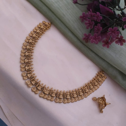 Lakshmi kasu necklace