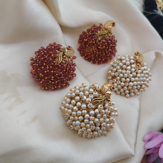 Peacock pearl stud earring